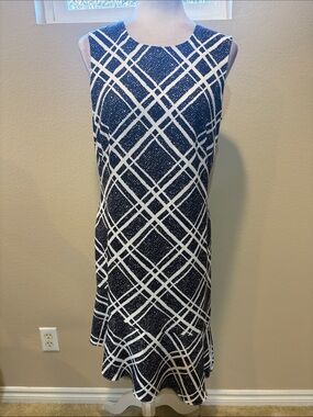 White House Black Market Black and White Plaid Midi Skirt-Size 8